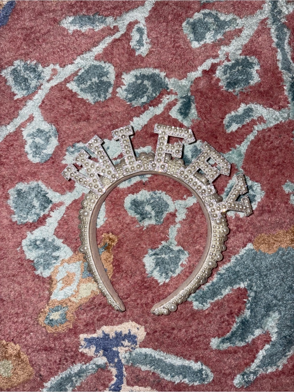 Pearl "WIFEY" Letter Headband - Ivory